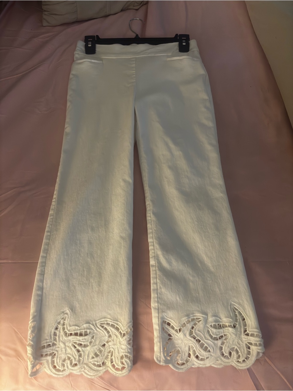 Chico's White Wide-Leg Pants with Scalloped Embroidered Hem